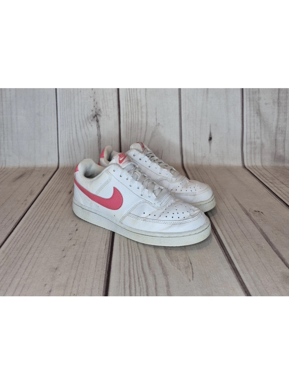 Nike Court Vision Low Women's Size 6.5 White Coral Sneakers